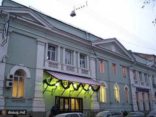 Артистам театра Гоголя предложили уволиться
