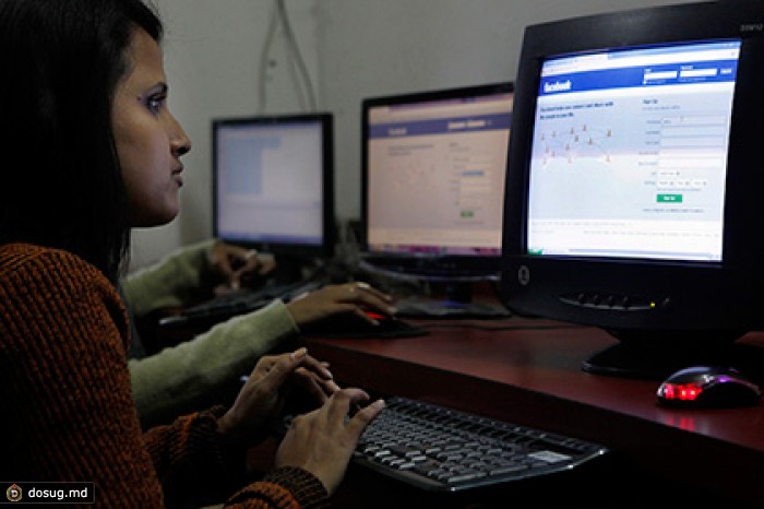 Аудитория Facebook выросла до 1,32 миллиарда пользователей
