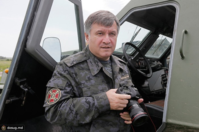 Аваков объявил о задержании вышедшего на свободу Лозинского