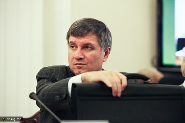 Аваков уволил 13 гаишников за отказ от участия в боевых действиях