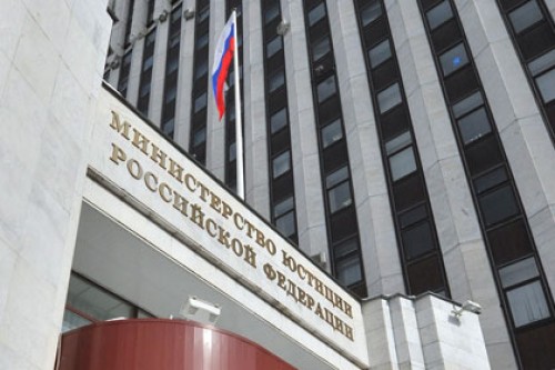 Банкам разрешат продавать долги коллекторам без согласия заемщиков