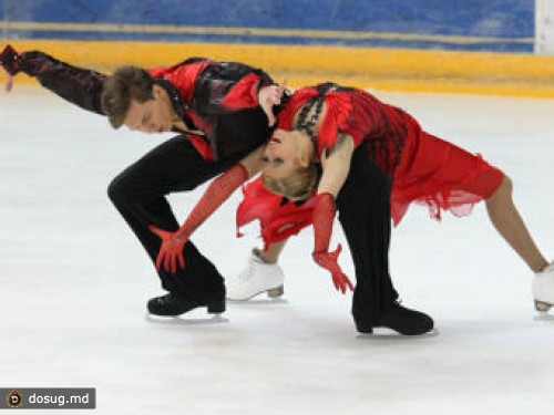 Боброва и Соловьев стали чемпионами России по фигурному катанию
