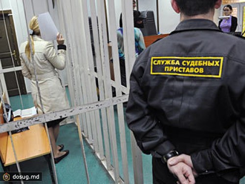 Бывшего следователя Дмитриеву отпустили из-под стражи