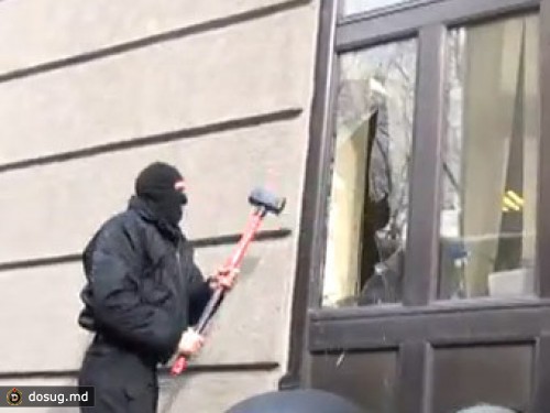Бывших банкиров задержали по делу об обналичивании двух миллиардов рублей
