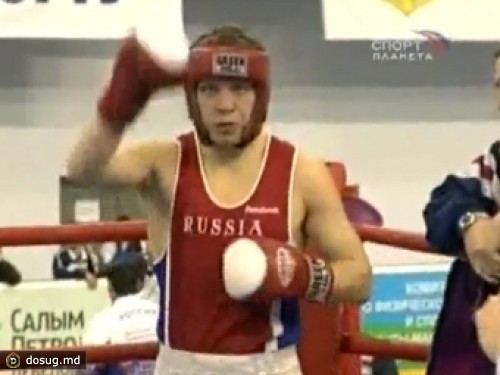 Бывший чемпион Европы по боксу избил полицейского при задержании