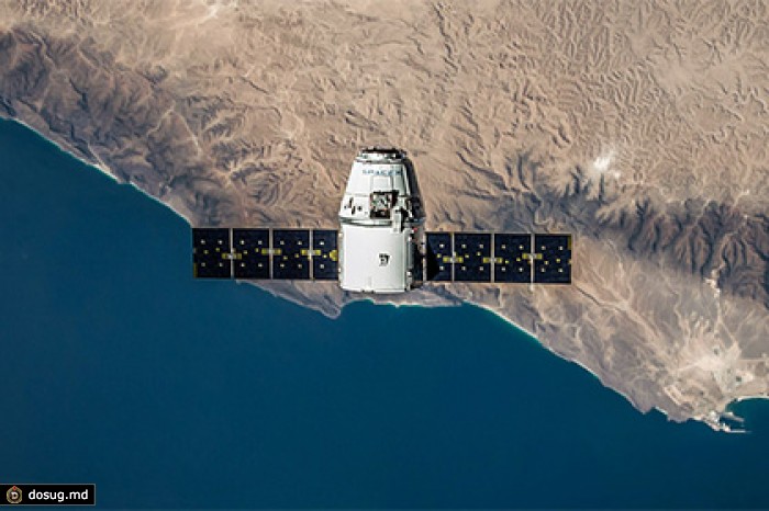 Частная ракета Falcon 9 с грузовиком Dragon стартовала к МКС
