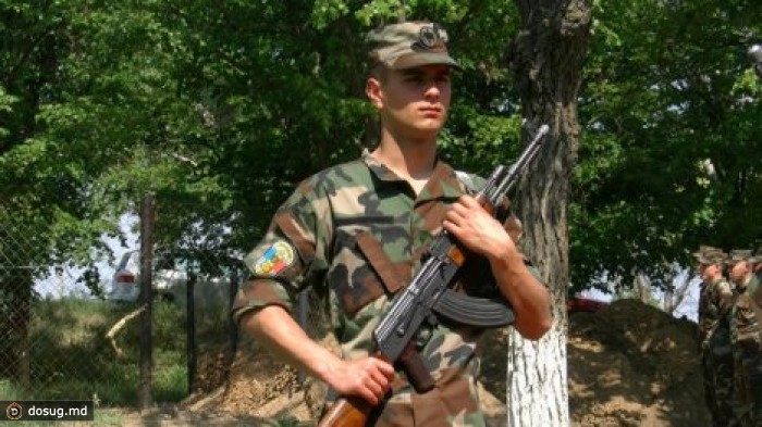 Четверо солдат сбежали из части