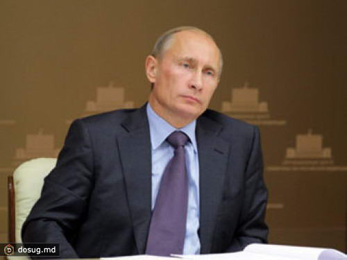 Четверть россиян заметила культ личности Путина