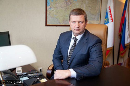 Чиновник из Ленобласти уволился на фоне уголовного преследования жены