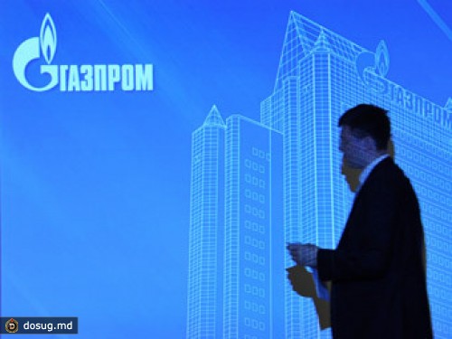 Чистая прибыль "Газпрома" сократилась вдвое