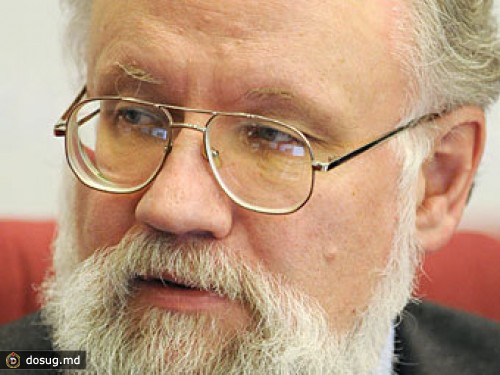 Чуров попросил защитить глав избиркомов от клеветы