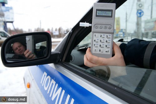 Депутат Хинштейн предложил проверять алкотестеры на инспекторах ГИБДД