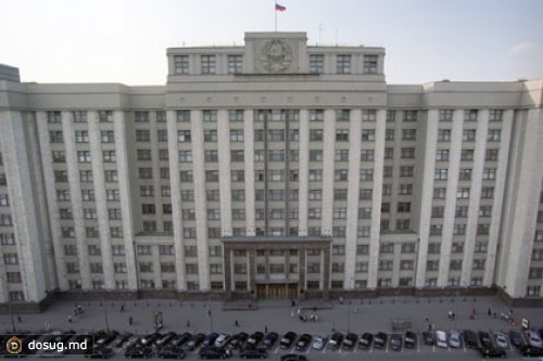 Депутаты попросят убрать сплошную разметку возле Госдумы