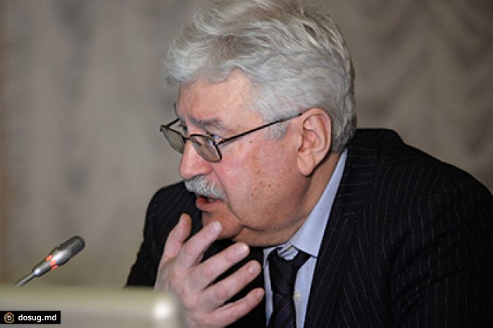 Директор ИНИОН счел свою отставку после пожара попыткой найти крайнего