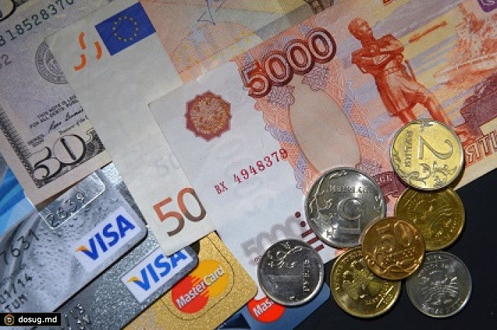 Директор подмосковной фирмы начислил себе премию в 90 миллионов рублей