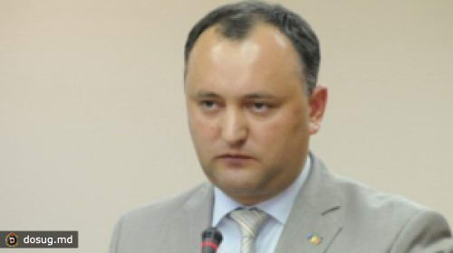 Додон: Если кому-то некомфортно в правительстве, пусть остается в бизнесе или в тени дуба