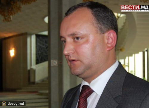 
 Додон осудил Воронина за похвалы в адрес Гимпу
