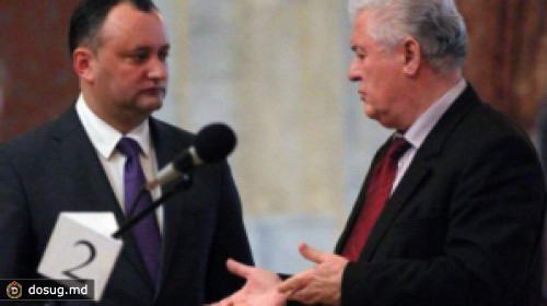 Додон отвечает Воронину: Работа в команде предполагает участие всех членов партии, а не только приближенных