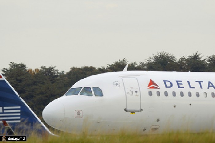 Два сотрудника Delta Air Lines арестованы за перевозку оружия