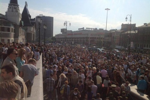 Движение поездов в московском метро восстановили