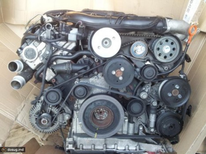 Двое молдаван попытались незаконно ввезти в страну двигатель Audi Q7