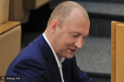 Единорос предложил отбирать деньги у непрозрачных НКО