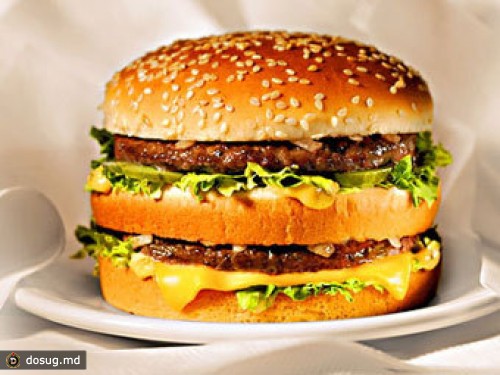 Экономисты измерили зарплату сотрудников McDonald's в Биг Маках