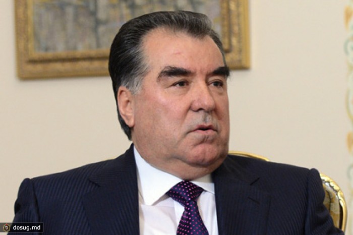 Эмомали Рахмон проголосовал на президентских выборах