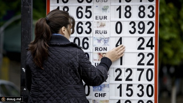 Евро подорожал на 32, а доллар - на 8 банов