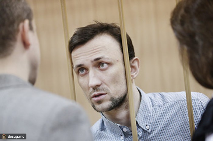 Фигуранту дела о беспорядках на Манежной продлили арест