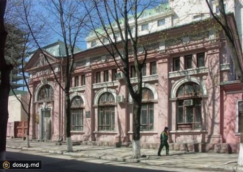 
 Филат обнаружил, что здание почты разрушили
