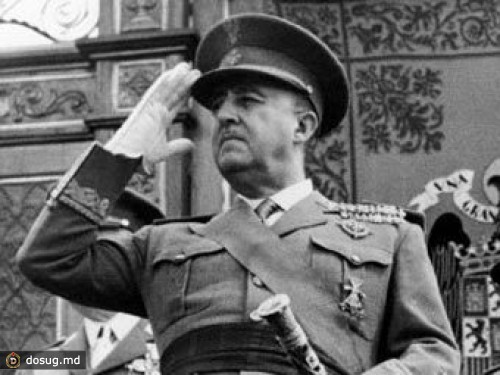 Генерала Франко лишат звания почетного мэра Валенсии