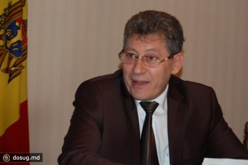 
 Гимпу отказался от постов
