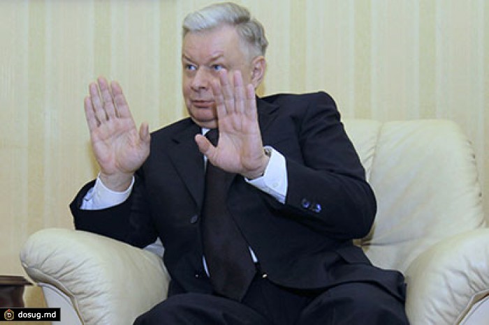 Глава ФМС порекомендовал нелегалам встречать Новый год на родине