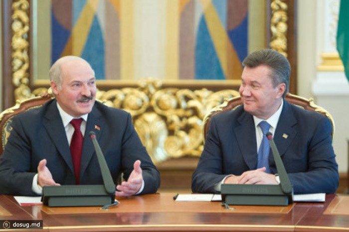 Глава МИД Белоруссии рассказал о различиях между Януковичем и Лукашенко