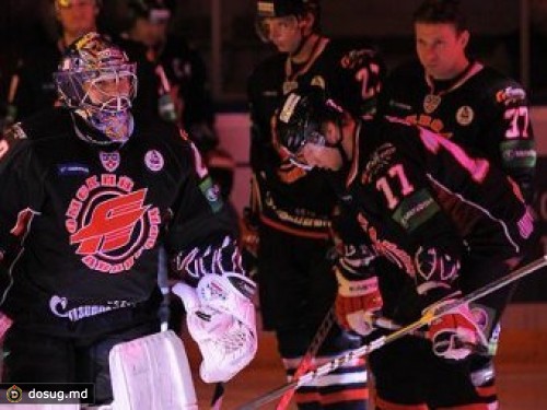 Хоккейный "Авангард" продлил победную серию