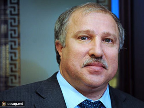 Худайнатова исключили из списка кандидатов в совет директоров "Роснефти"