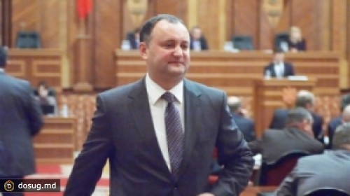 Игорь Додон попросил о паузе в парламенте, чтобы обсудить дату выборов президента