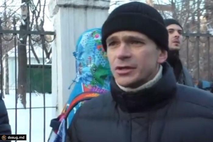 Илья Яшин сообщил о драке возле Замоскворецкого суда