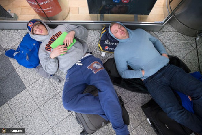 Из-за снегопадов в США отменили более четырех тысяч авиарейсов