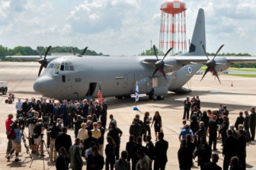 Израиль получил первый транспортник Super Hercules