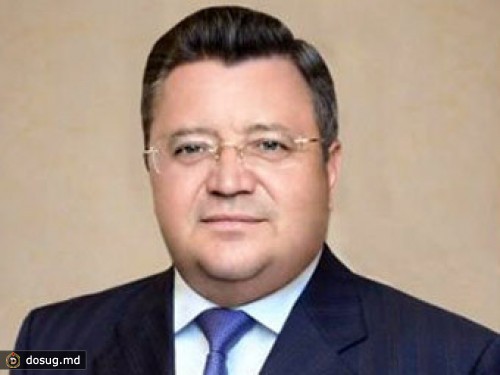 К портрету казахстанского чиновника на фреске пририсовали бороду