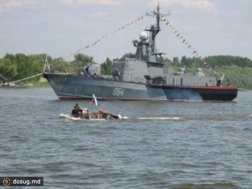 Каспийская флотилия получила отремонтированный артиллерийский корабль
