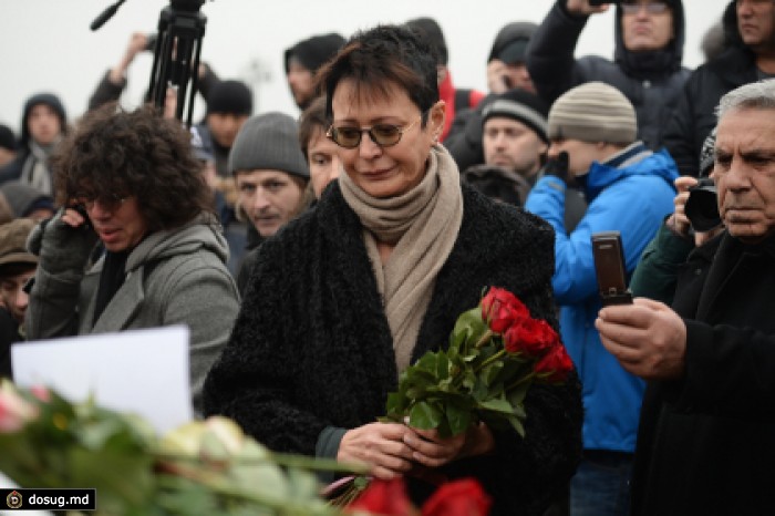 Казаки призвали полицию защитить Собчак и Хакамаду