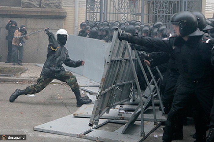 Киевский суд амнистировал троих участников «Евромайдана»