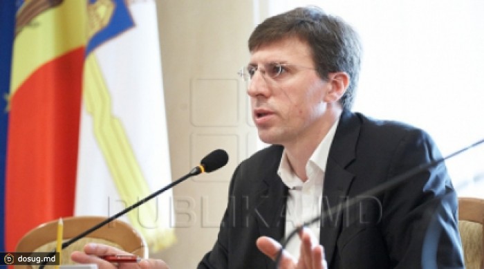 Киртоакэ о протесте ПКРМ у памятника Штефану чел Маре: Опозорились перед всей Европой