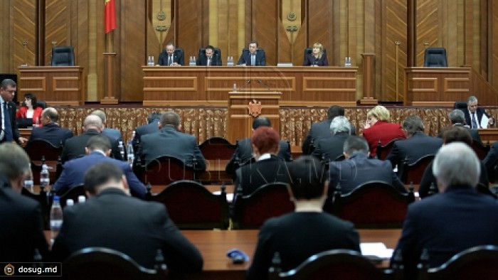 Комиссия по безопасности одобрила проект о лишении депутатов неприкосновенности