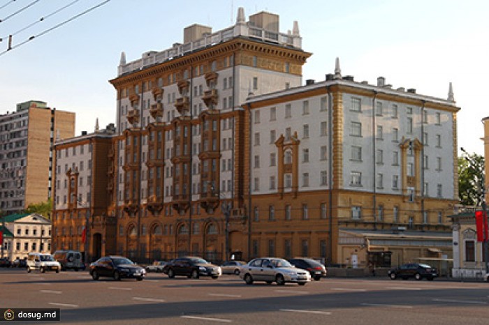 Консульство США в Москве возобновило прием посетителей