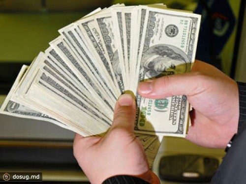 Курс доллара на ММВБ-РТС превысил 32 рубля