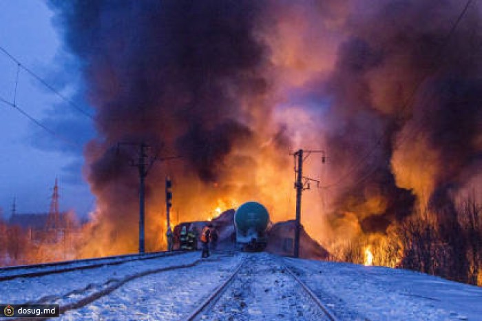 Ликвидировано открытое горение на месте схода цистерн в Кирове